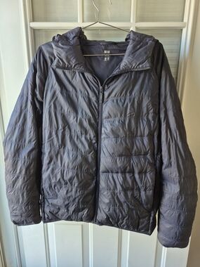 UNIQLO Women's Hooded Packable  Down Puffer Jacket - Gray